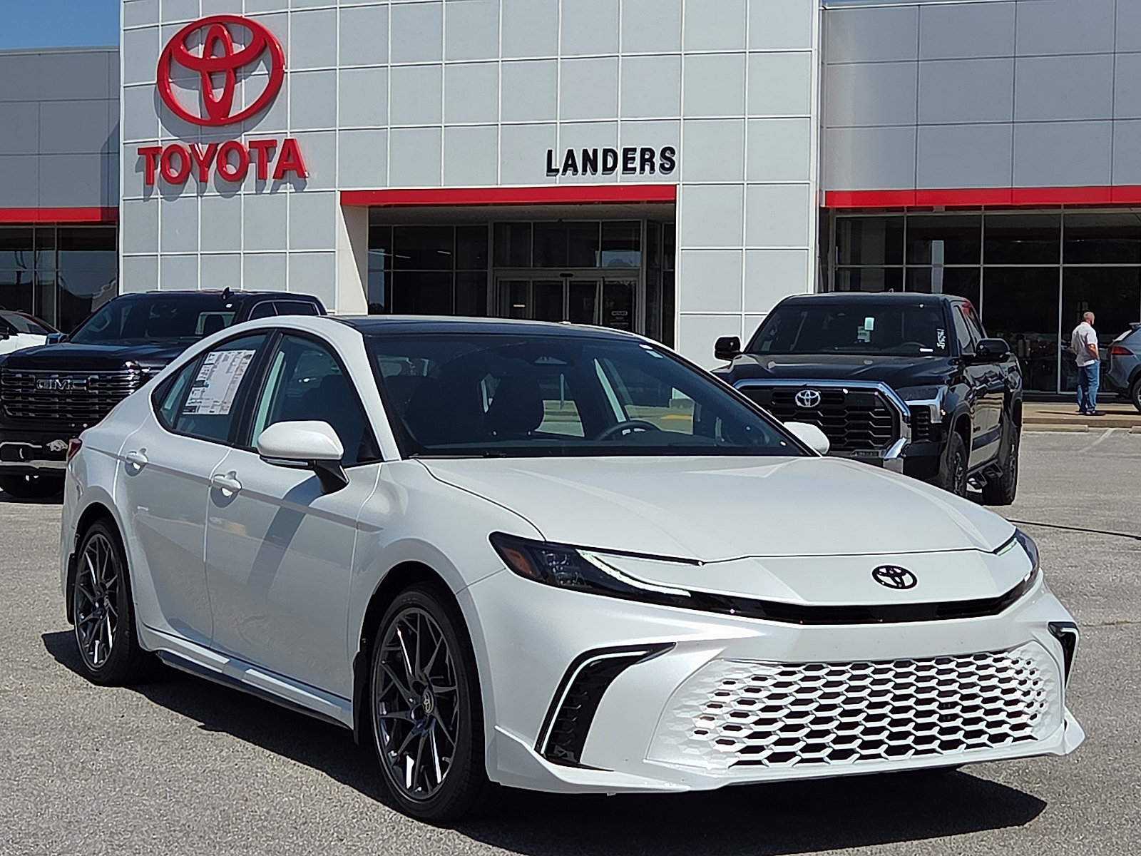 New 2026 Toyota Camry XSE w/ Premium Package FWD video 1
