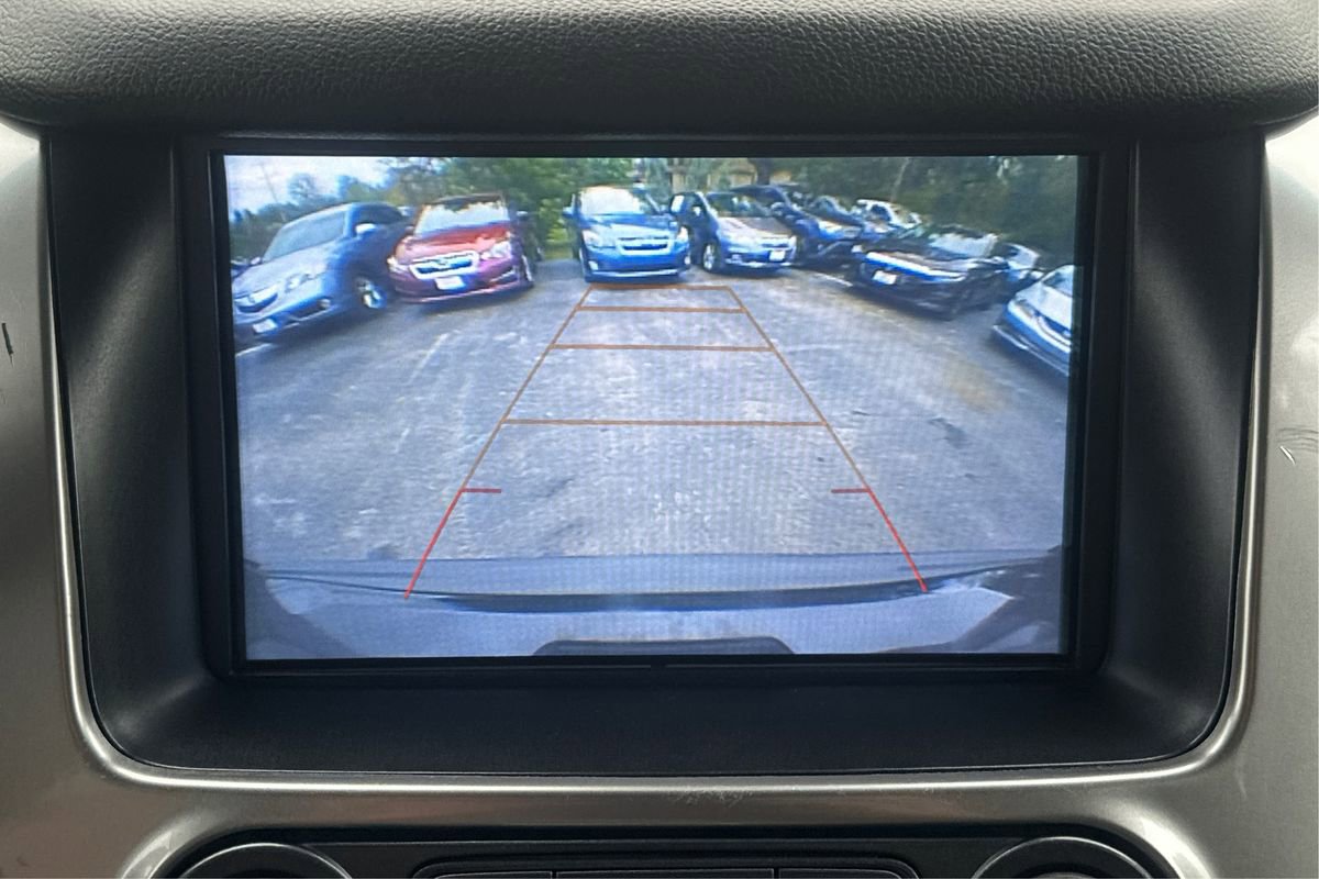 Used 2018 Chevrolet Suburban LT image 31