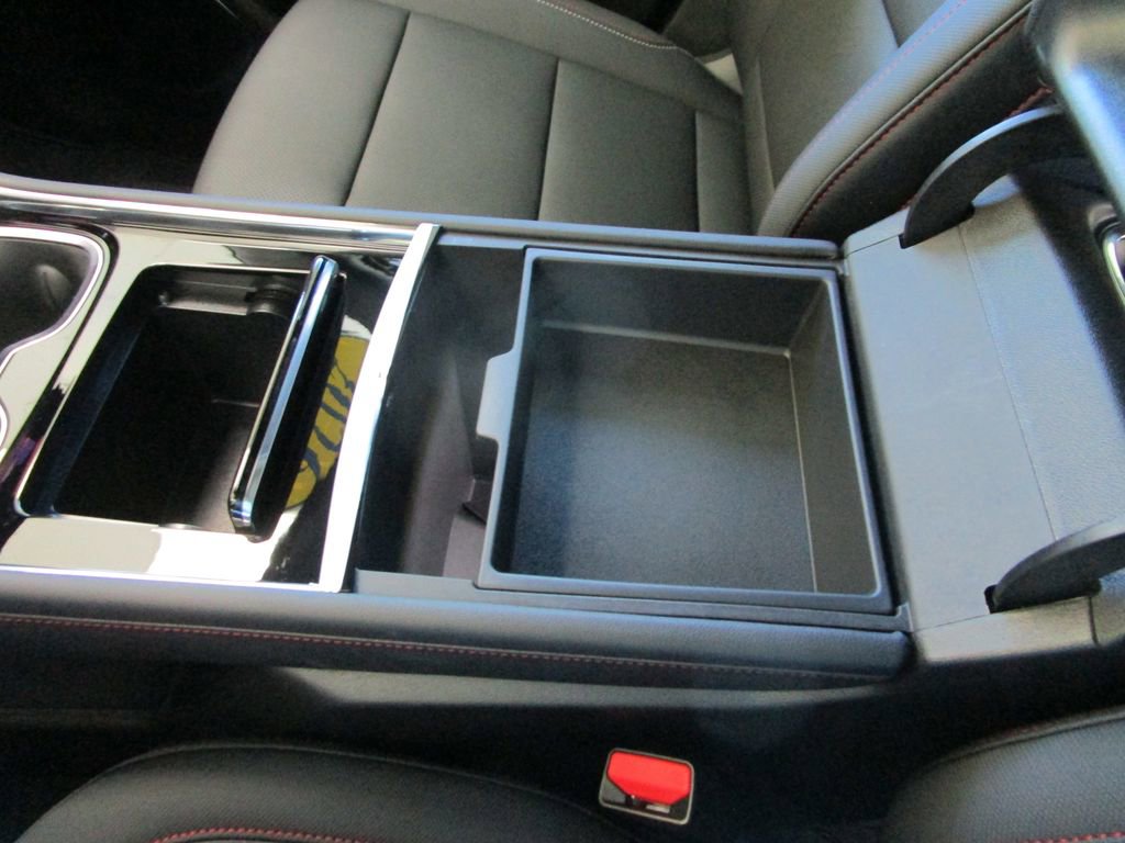 New 2026 Chevrolet Traverse Z71 w/ Enhanced Driving Package AWD/4WD image 38