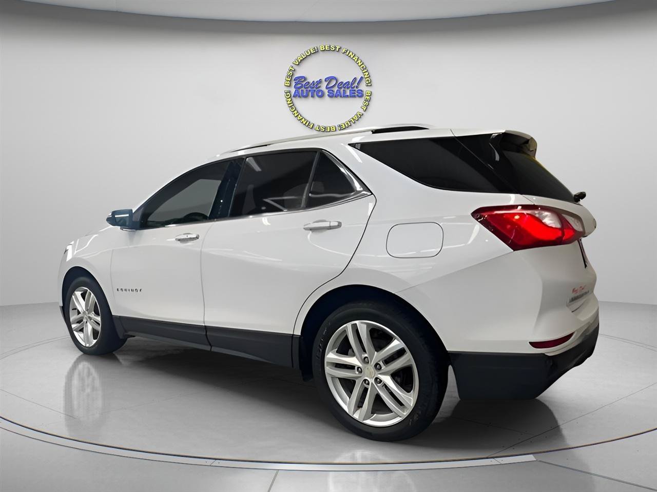 Used 2020 Chevrolet Equinox Premier AWD/4WD image 3