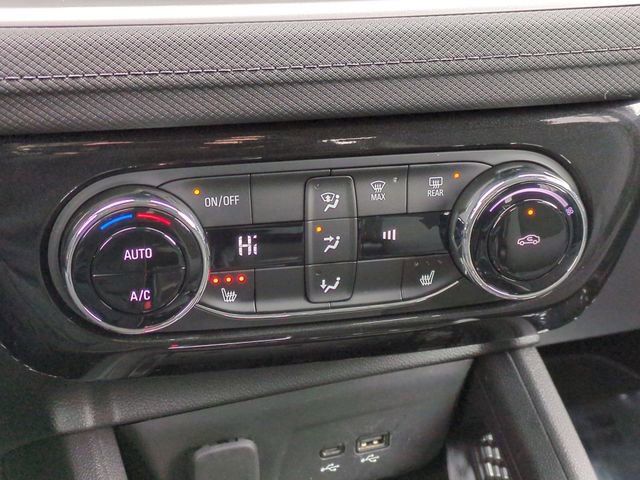 Used 2025 Chevrolet TrailBlazer LT w/ Convenience Package image 18