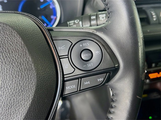 Used 2019 Toyota RAV4 Limited image 17