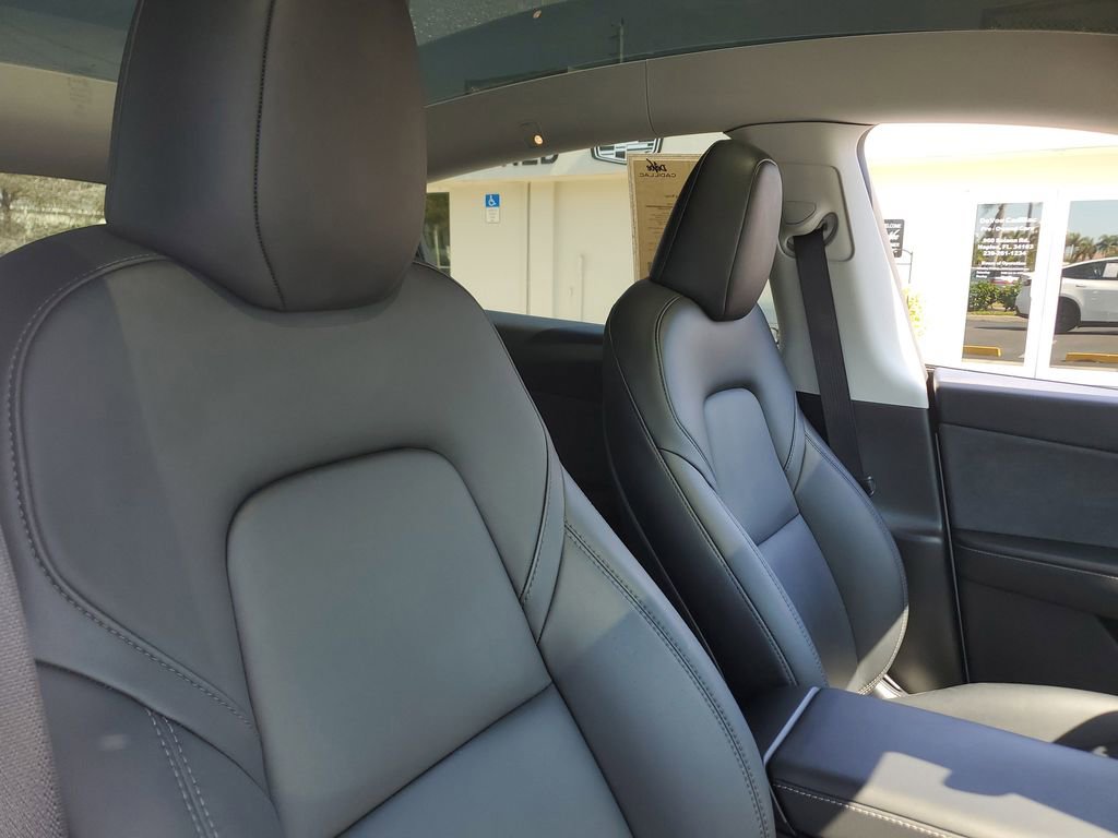 Used 2024 Tesla Model Y Long Range image 20