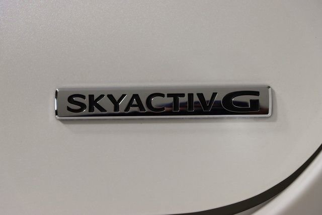 Used 2024 MAZDA MAZDA3 s image 4