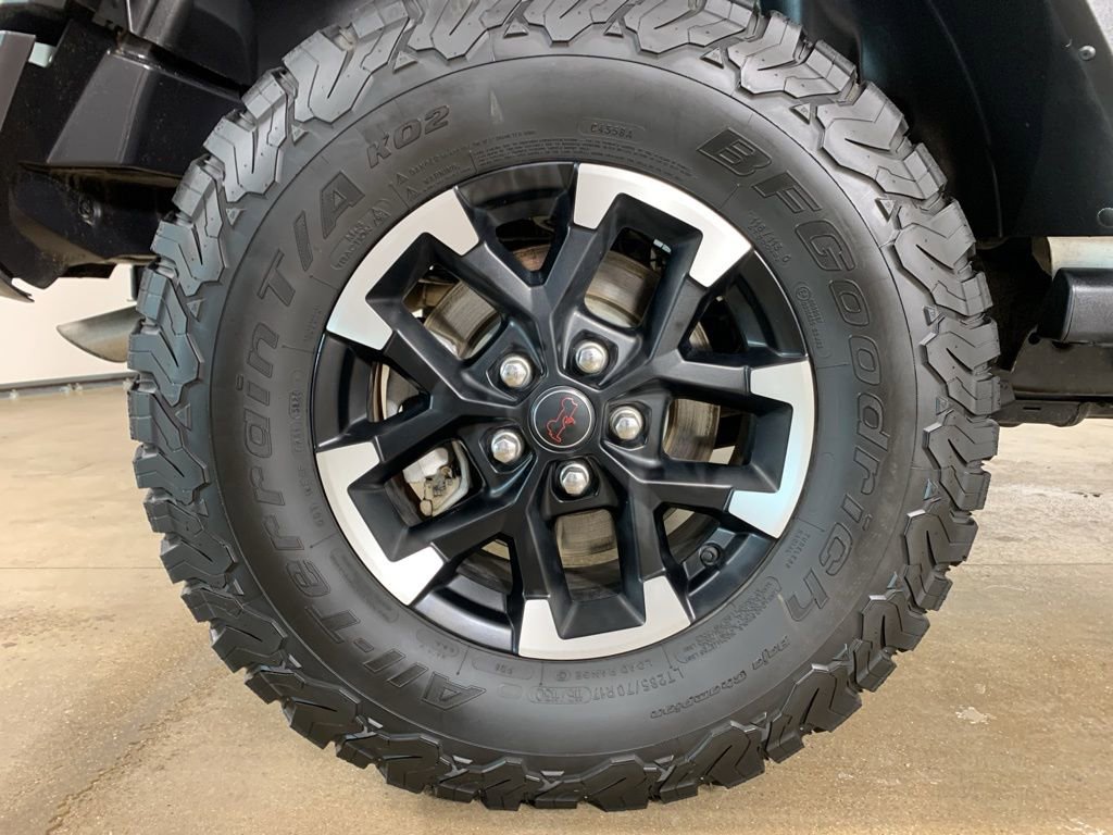 Used 2025 Jeep Wrangler Unlimited Rubicon image 38