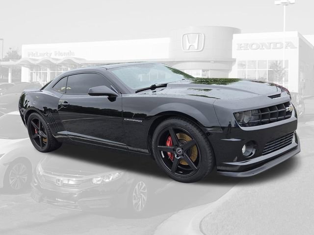 Used 2011 Chevrolet Camaro SS w/ RS Package RWD image 6