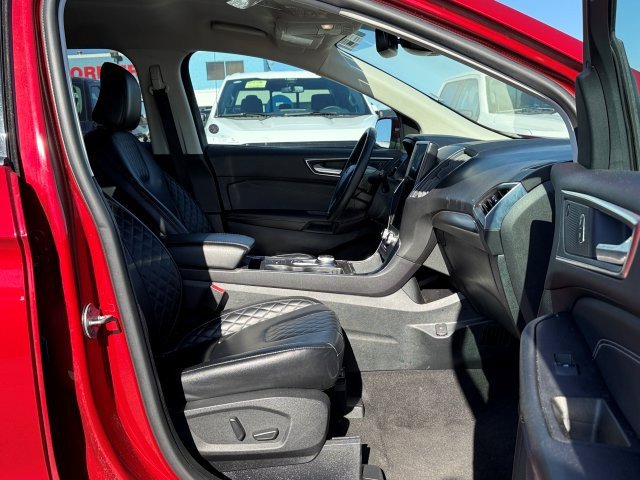 Used 2024 Ford Edge Titanium AWD/4WD image 23