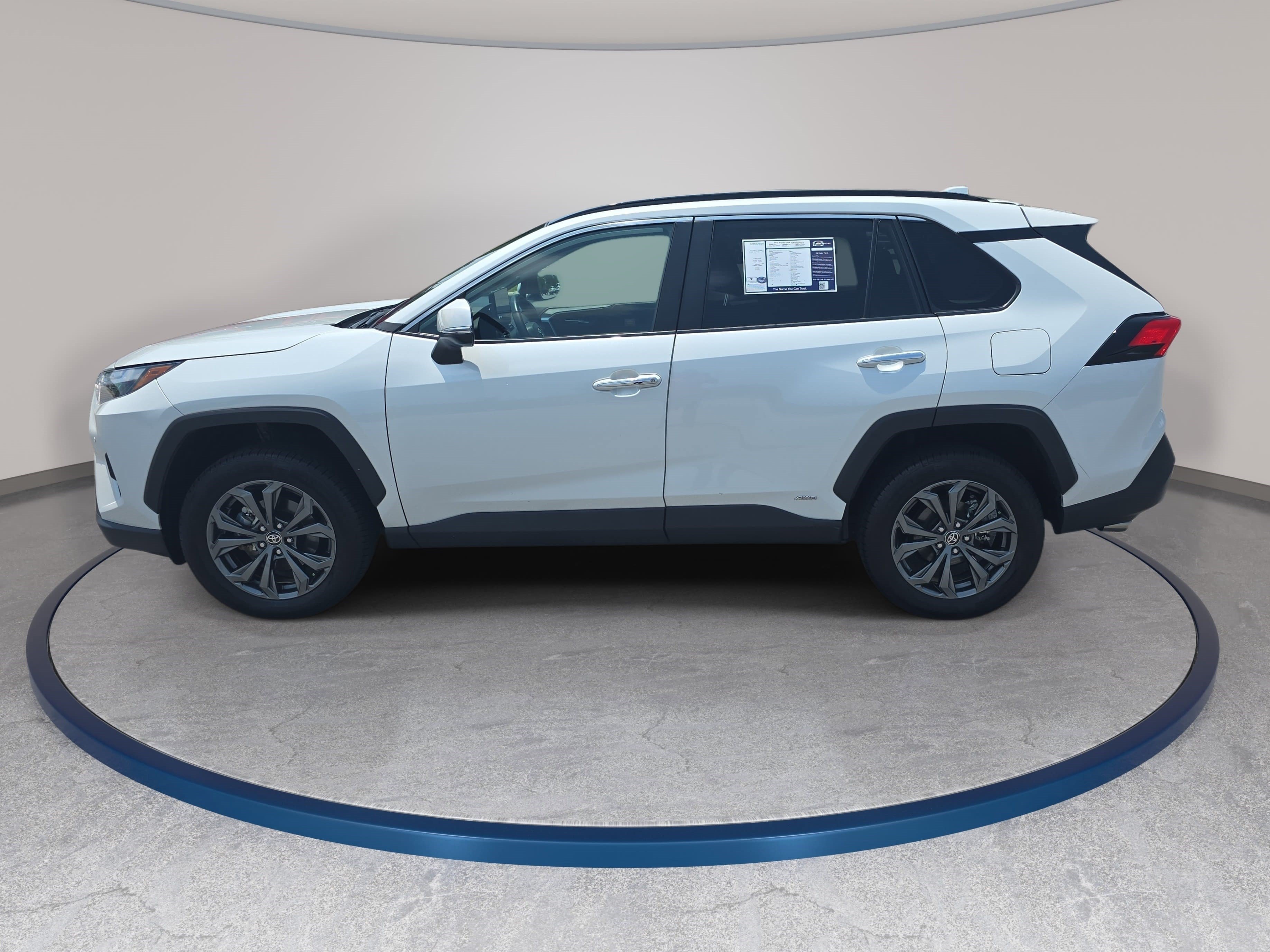 Used 2025 Toyota RAV4 Limited AWD/4WD image 8