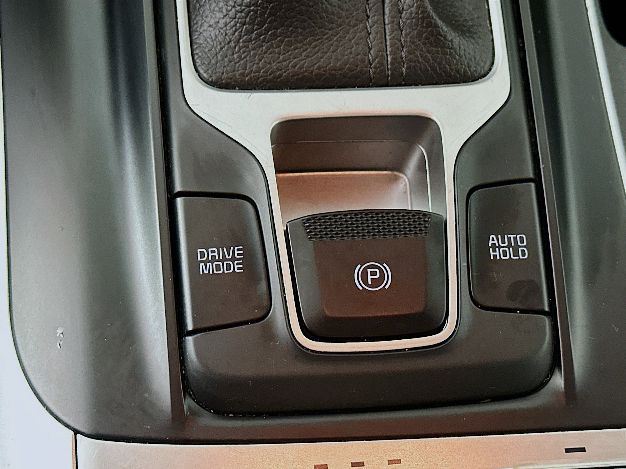 Used 2024 Kia Carnival LX image 25