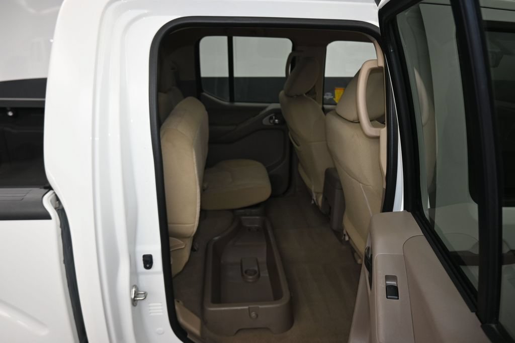 Used 2019 Nissan Frontier SV w/ Value Truck Package RWD image 33