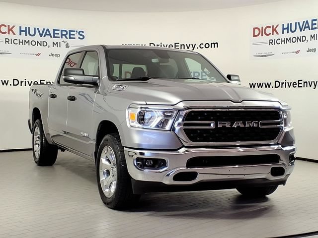 Used 2023 RAM 1500 Big Horn AWD/4WD image 3