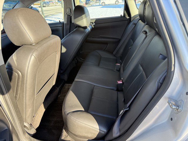 Used 2011 Chevrolet Impala LT w/ Luxury Edition Package image 10