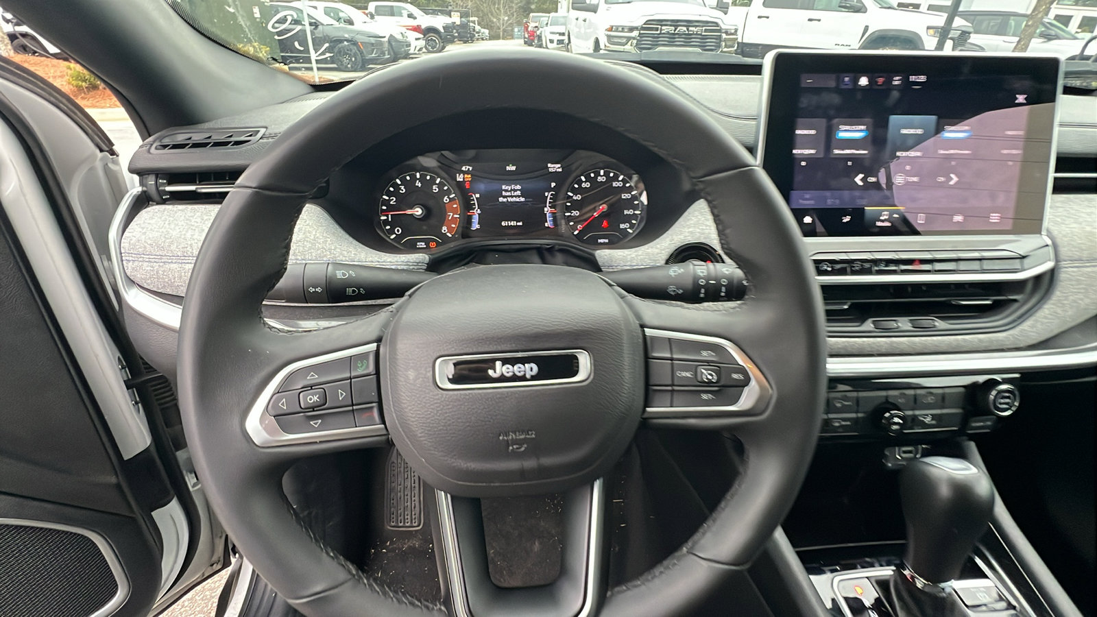 Used 2024 Jeep Compass Latitude image 25