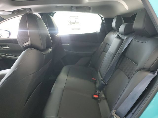 New 2026 Nissan Leaf Platinum+ FWD image 7