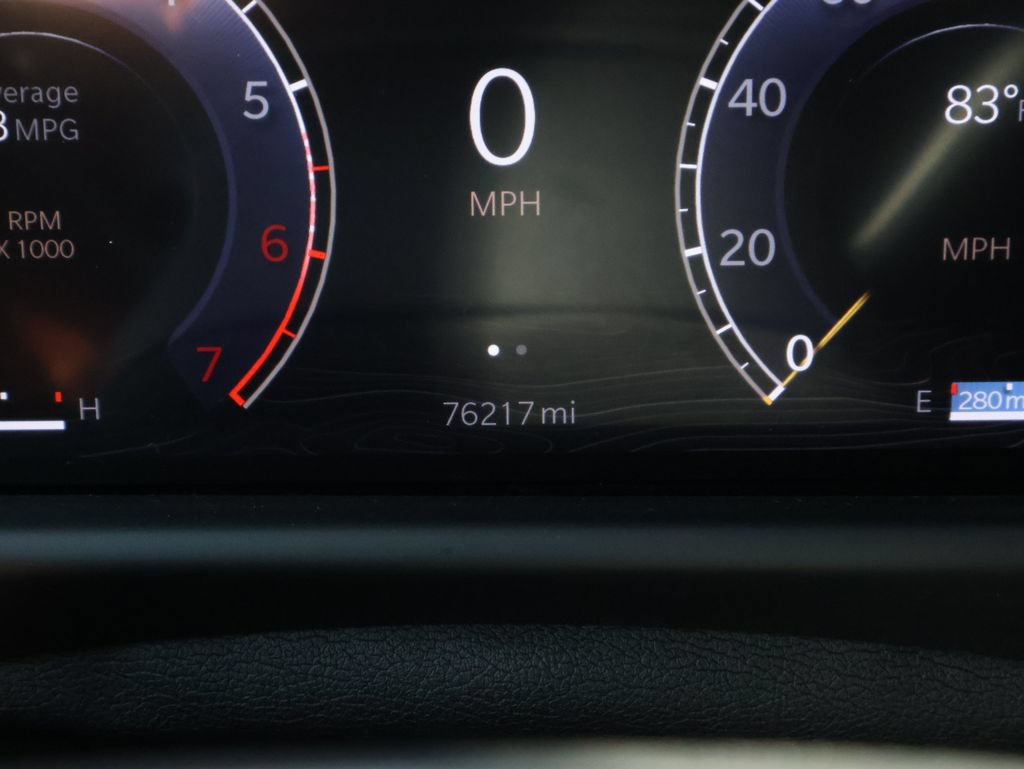 Used 2024 Jeep Wagoneer Series III AWD/4WD image 31