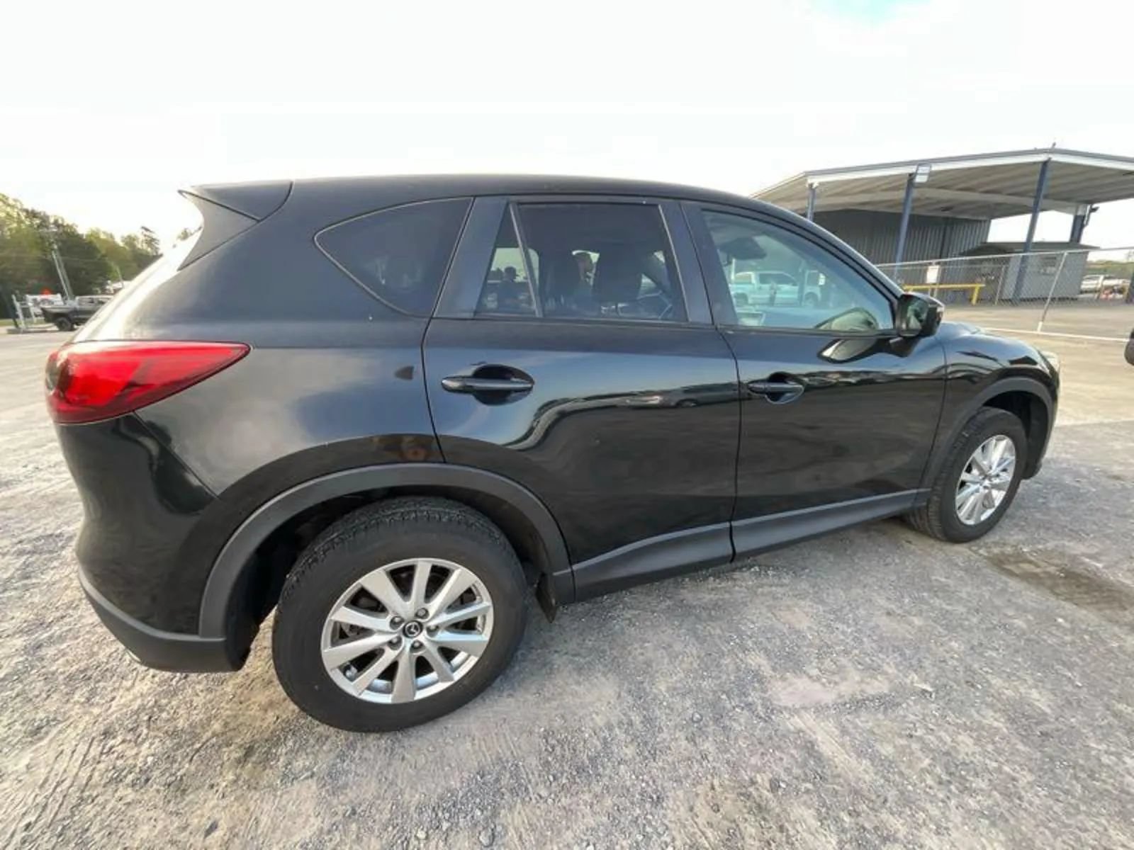 Used 2016 MAZDA CX-5 Touring w/ Touring Technology Package FWD image 5