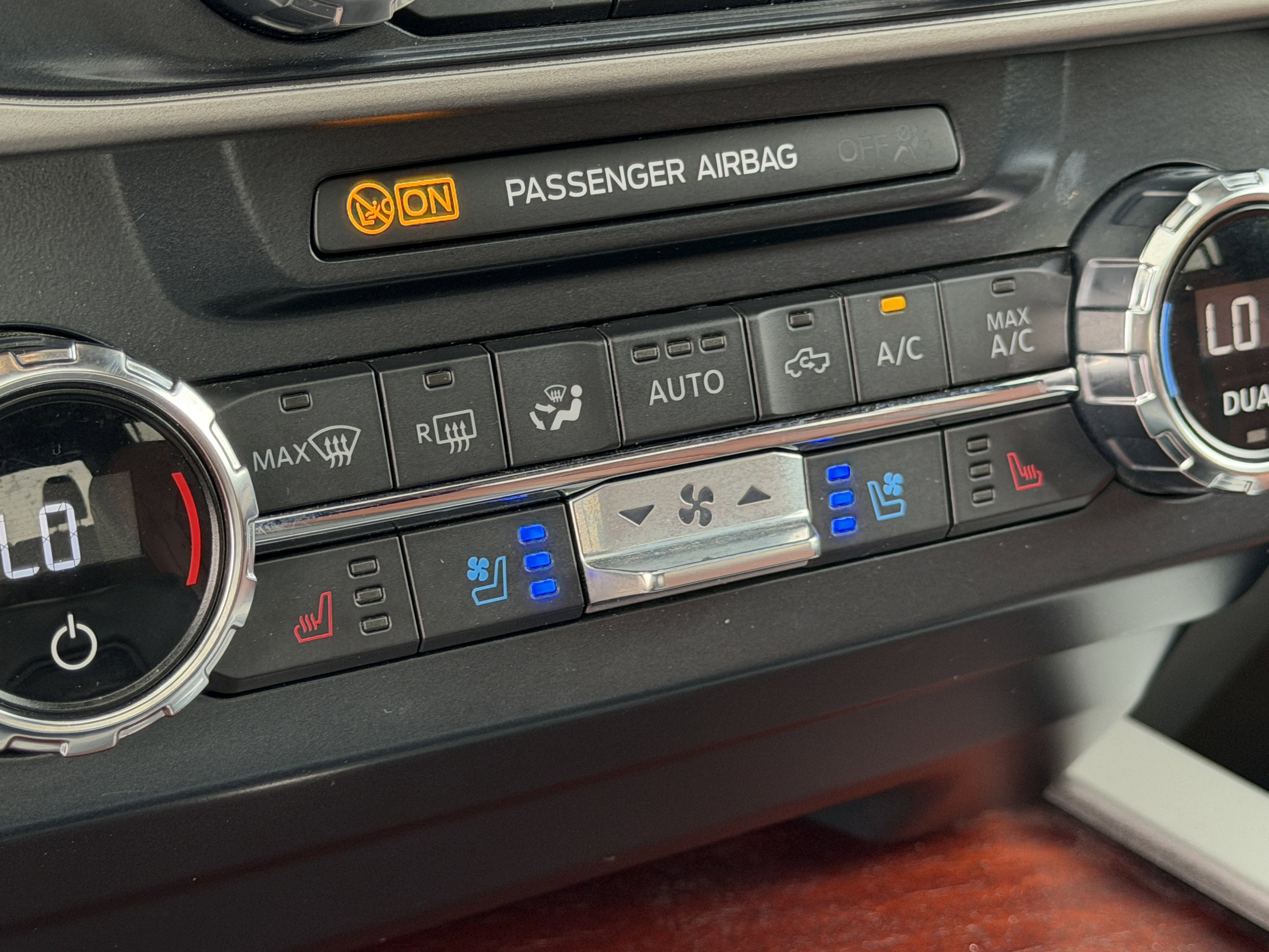 Certified 2022 Ford F350 King Ranch w/ Tremor Off-Road Package image 22