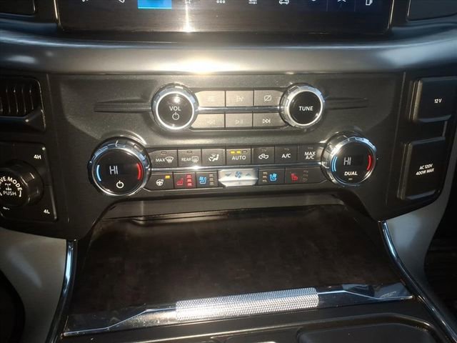 Certified 2021 Ford F150 Lariat w/ Equipment Group 502A High image 25