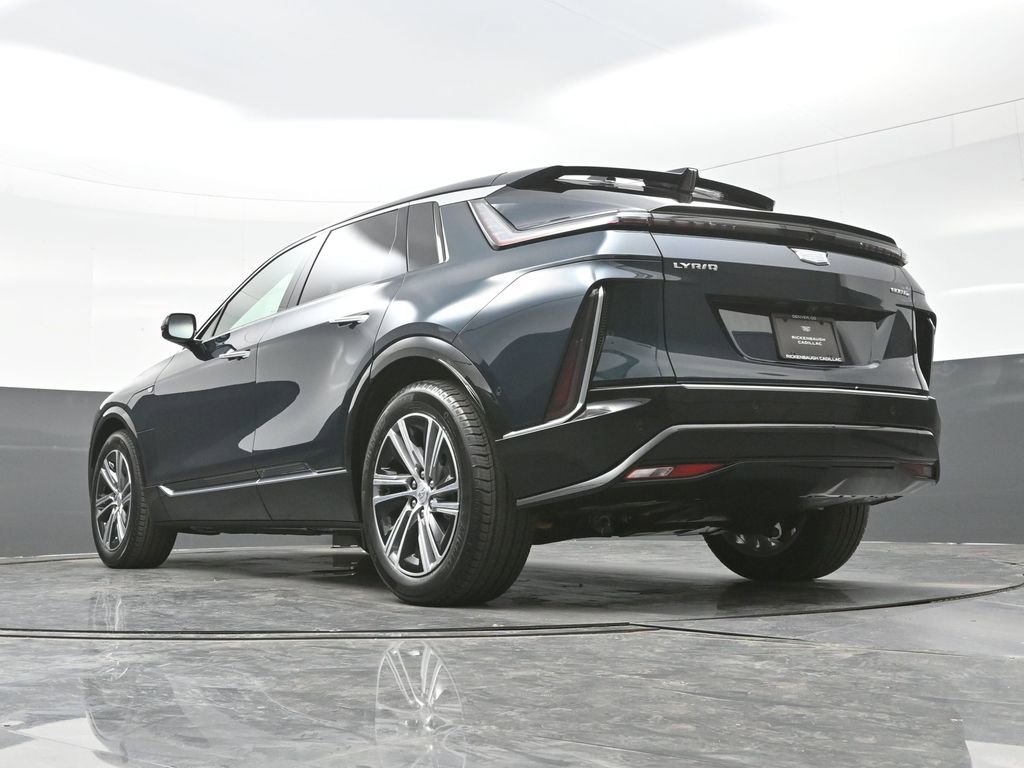 New 2026 Cadillac Lyriq Premium Luxury image 35