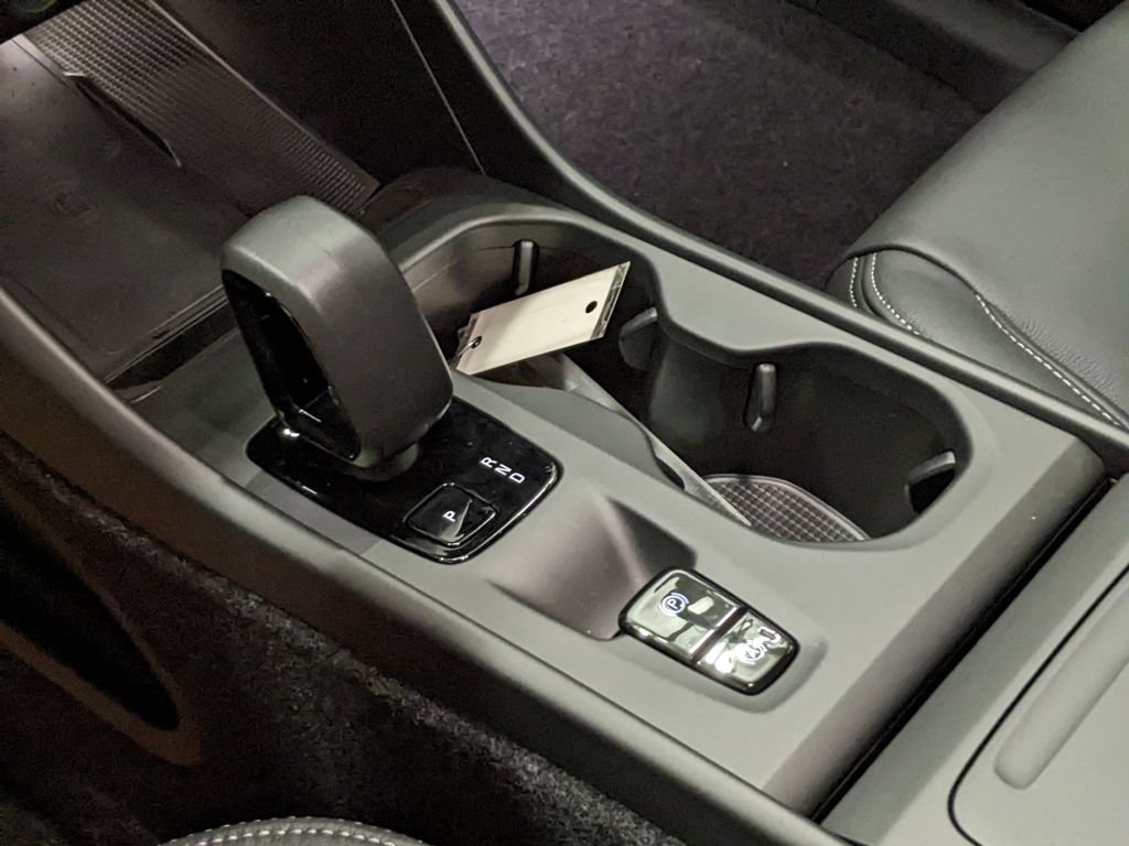 New 2026 Volvo XC40 B5 Core AWD/4WD image 19