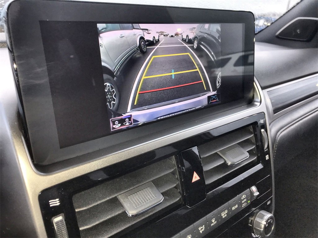 Used 2022 Lexus GX 460 Premium image 17