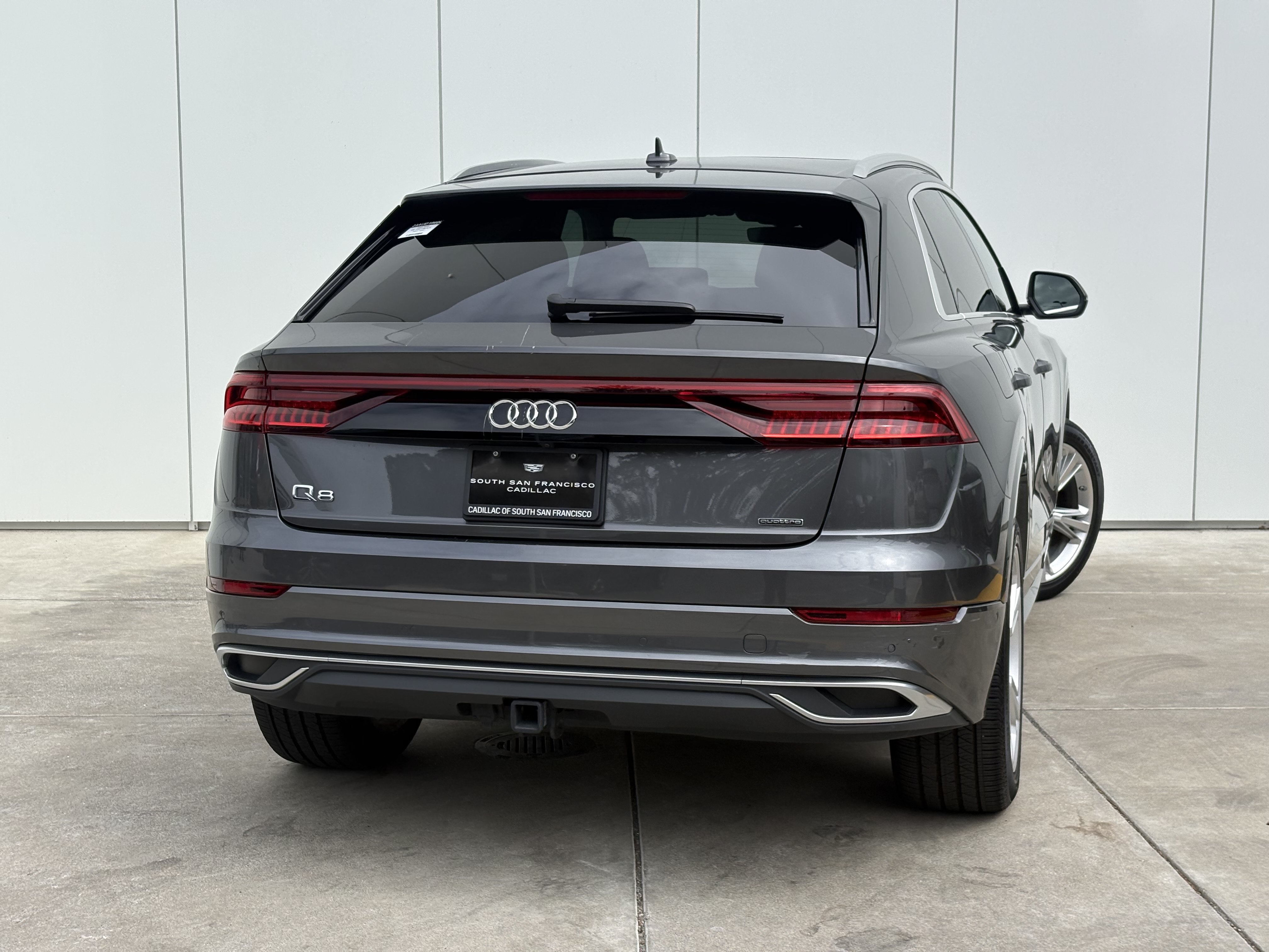 Used 2023 Audi Q8 Premium AWD/4WD image 6
