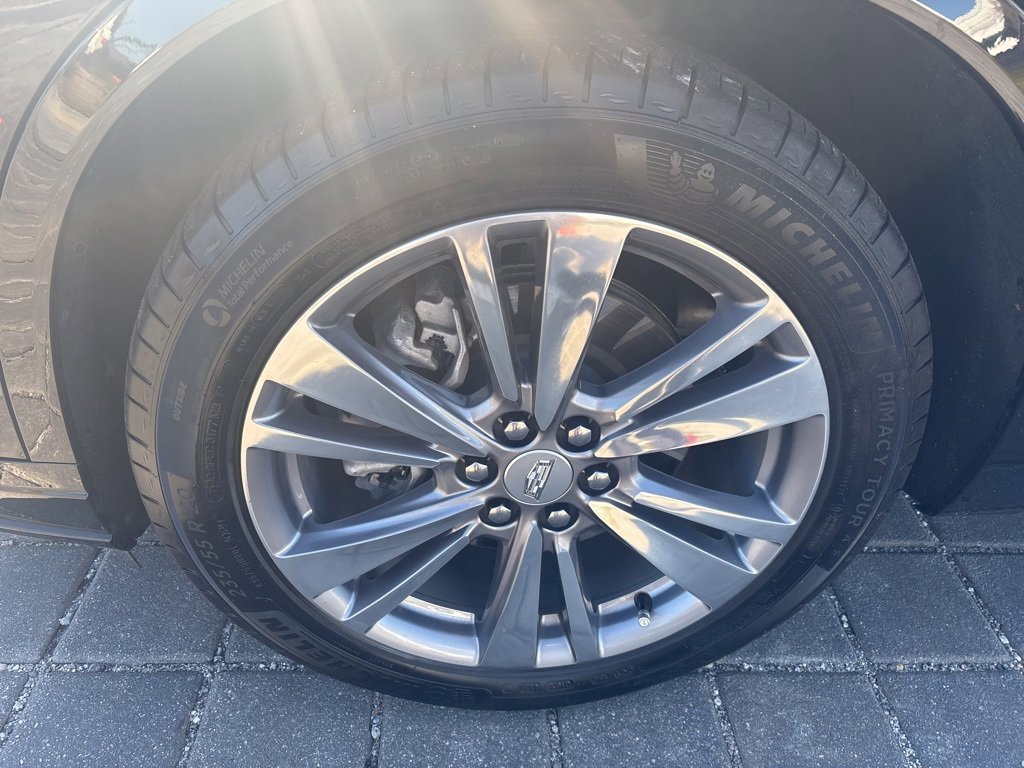 Certified 2024 Cadillac XT6 Premium Luxury w/ LPO, Floor Liner Package image 8