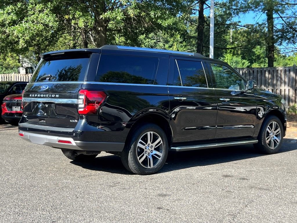 Used 2023 Ford Expedition Max Limited AWD/4WD image 4