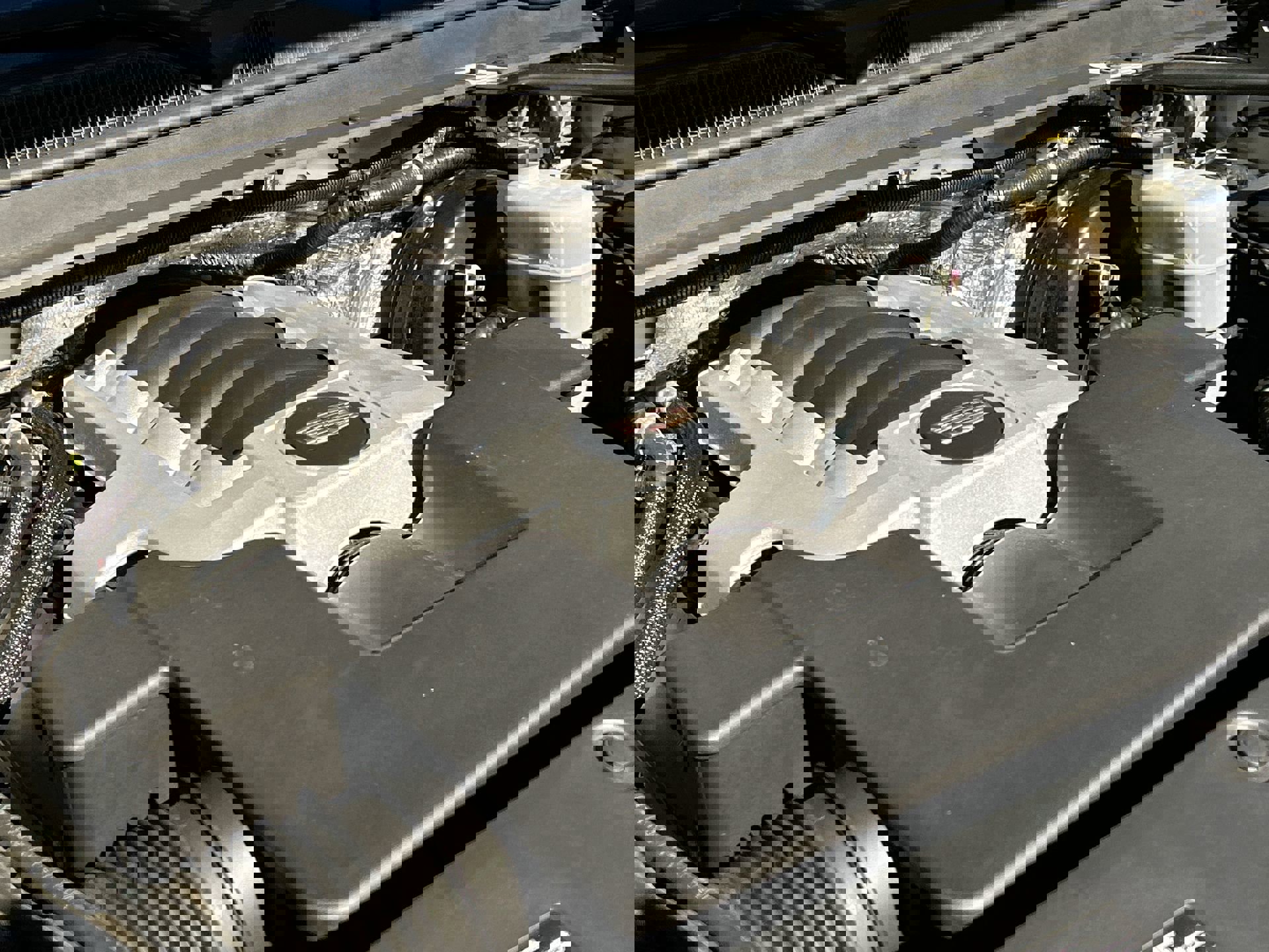 Used 2017 Cadillac Escalade Premium Luxury image 35