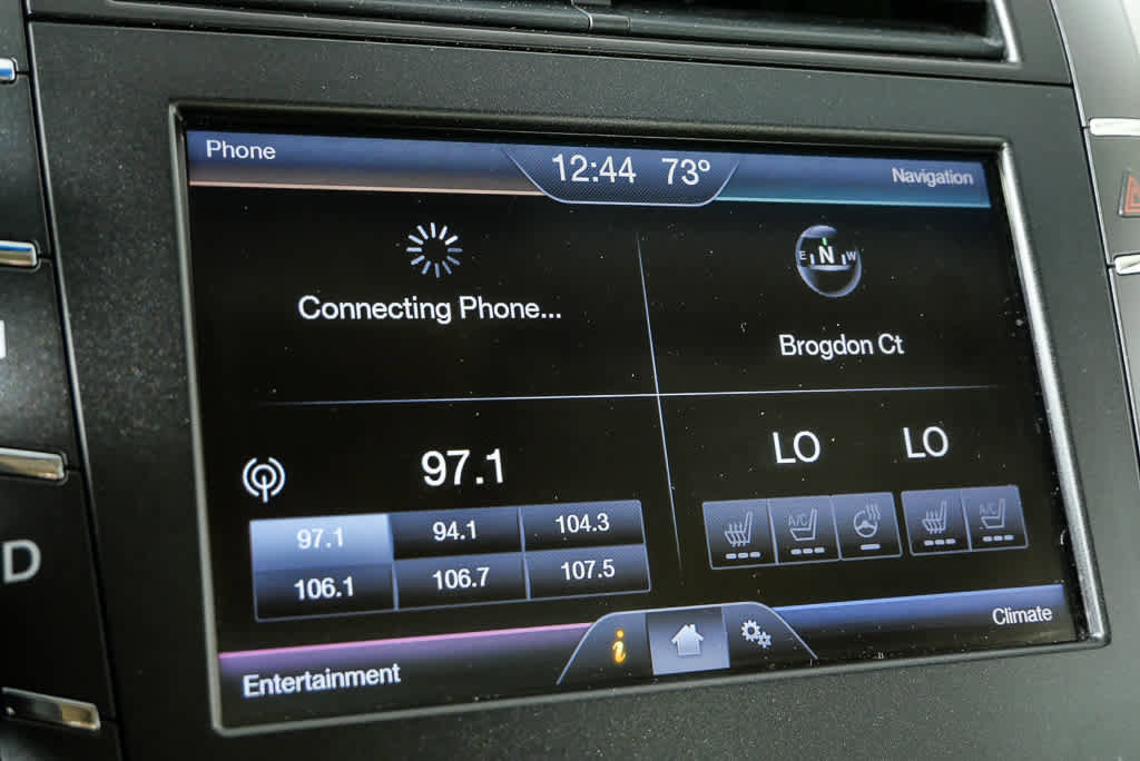 Used 2013 Lincoln MKZ FWD image 19