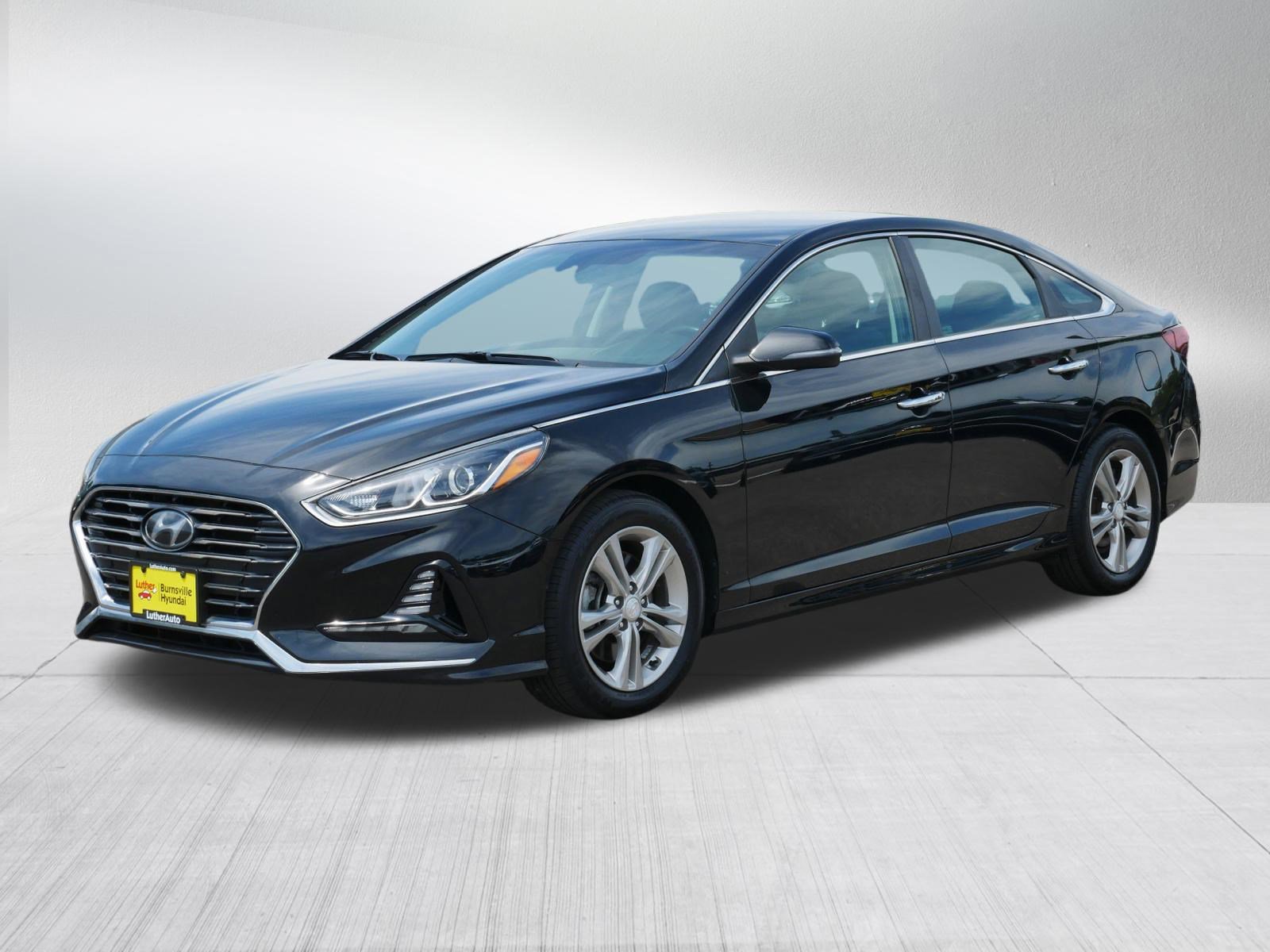 Used 2018 Hyundai Sonata SEL w/ Tech Package 02 FWD image 3