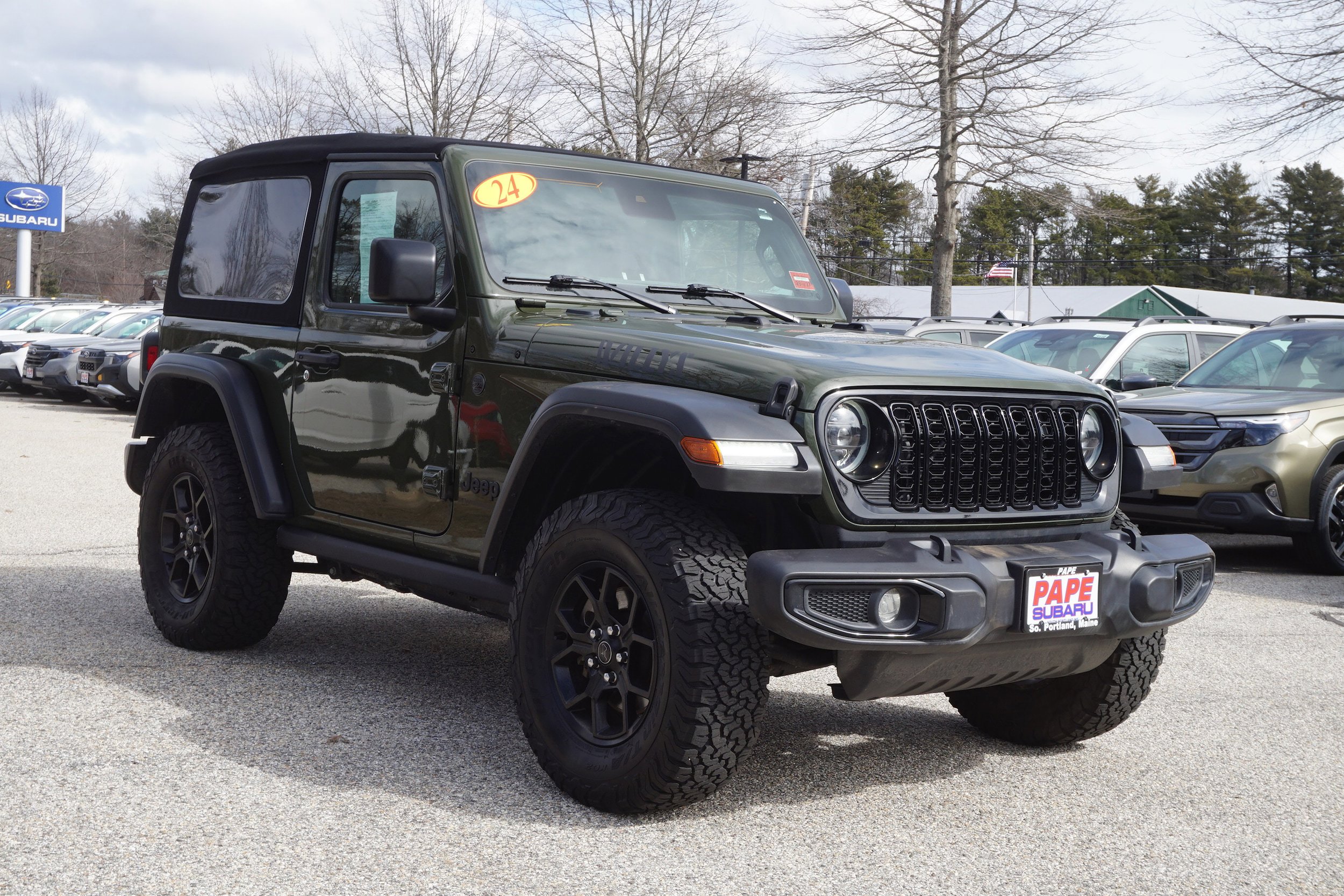 Used 2024 Jeep Wrangler Sport AWD/4WD image 3