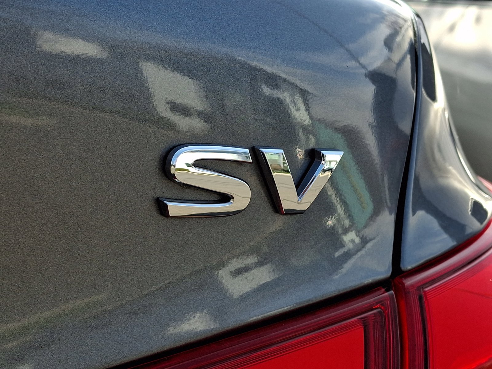 Used 2018 Nissan Sentra SV image 31