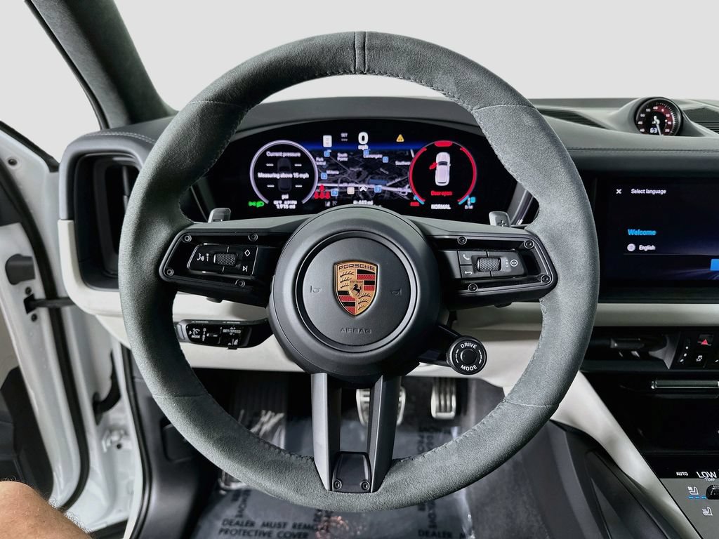 Certified 2026 Porsche Cayenne GTS AWD/4WD image 12