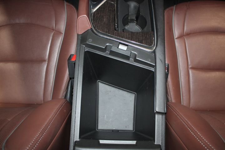 Used 2020 Buick Enclave Avenir w/ Avenir Technology Package image 34