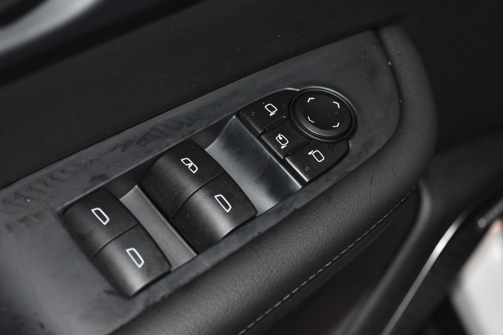 Used 2025 Buick Enclave Preferred image 5