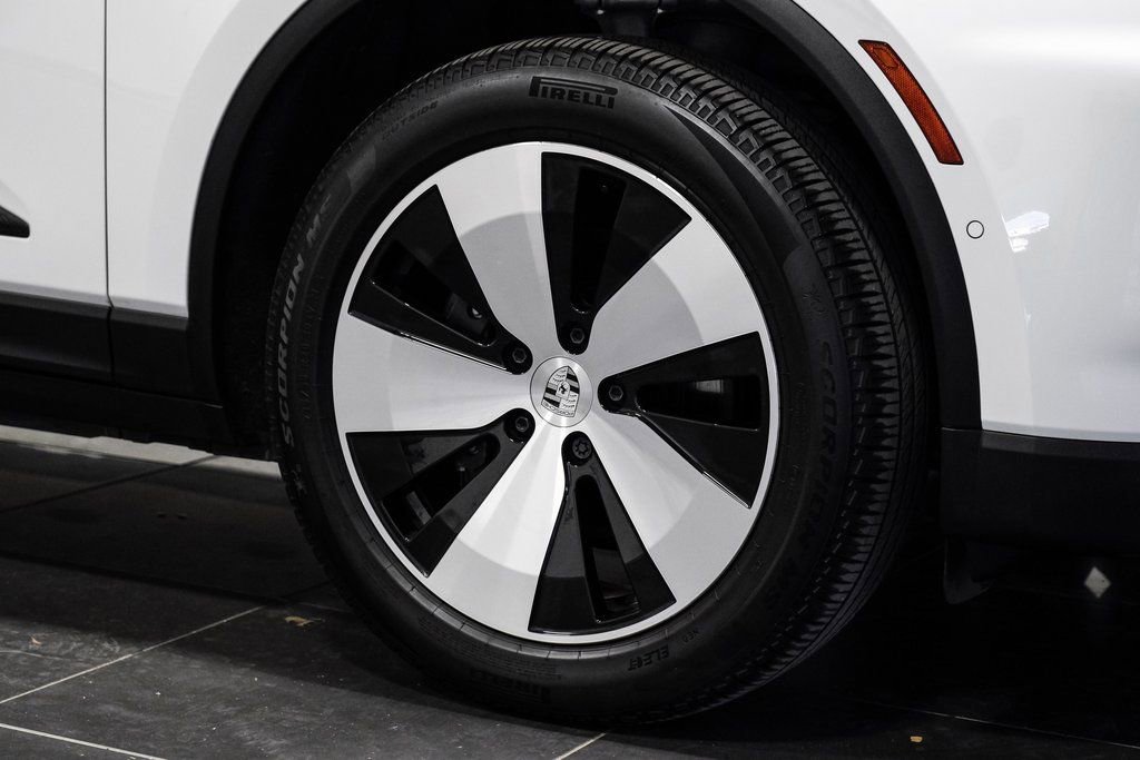 Used 2024 Porsche Macan 4 Electric image 56