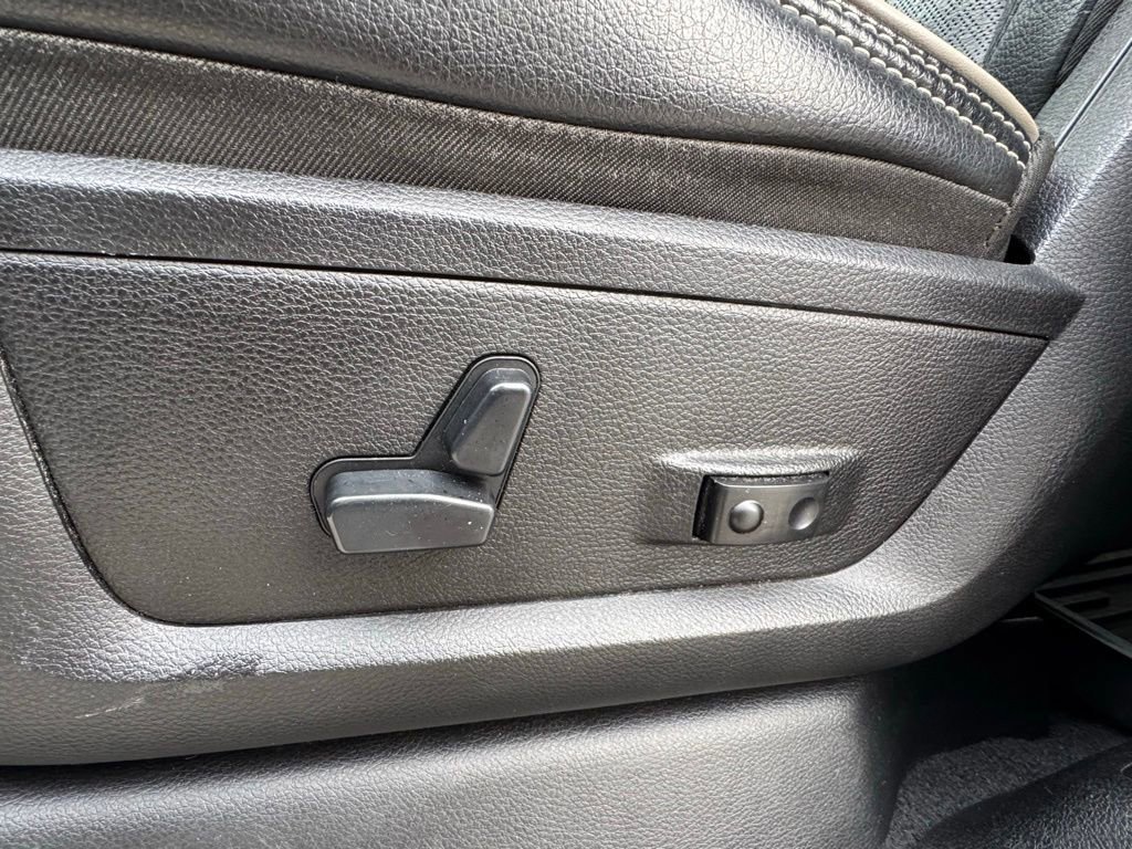 Used 2020 RAM 2500 Laramie image 18