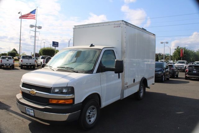 Used 2024 Chevrolet Express 3500 w/ Power Convenience Package image 3