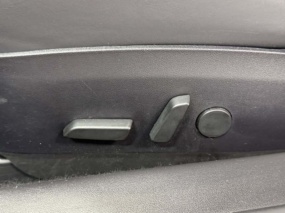Used 2019 Tesla Model 3 Standard Range Plus RWD image 25