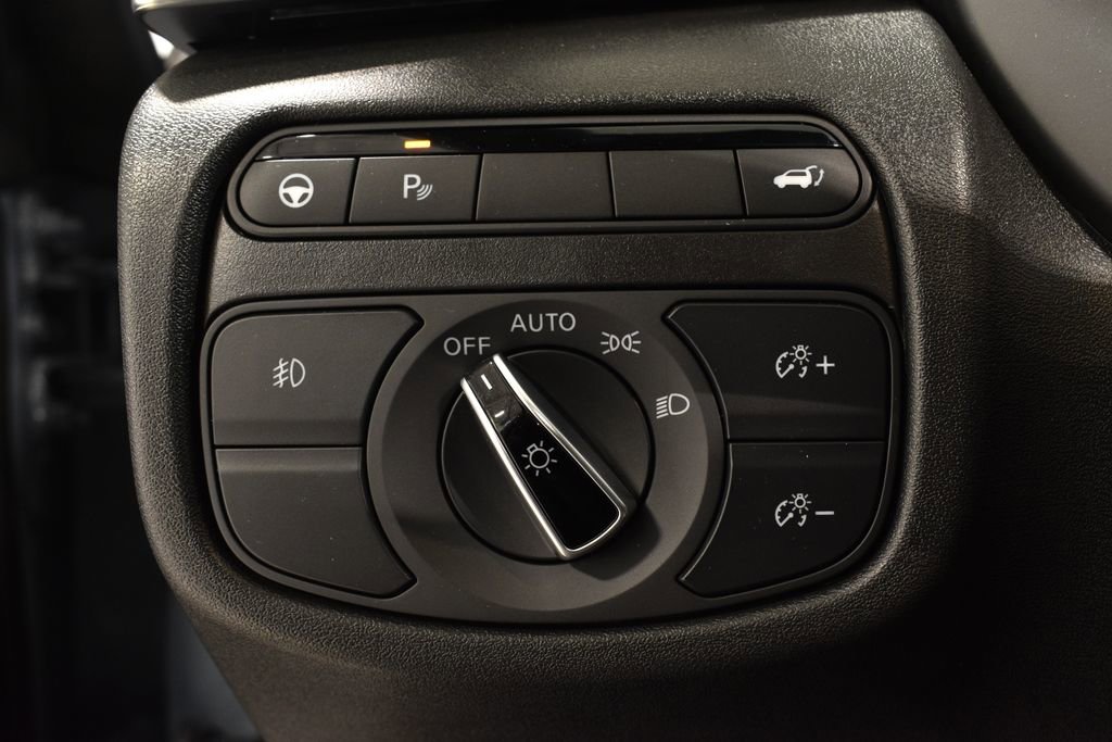 Certified 2025 INFINITI QX55 Essential w/ Accent Package image 18