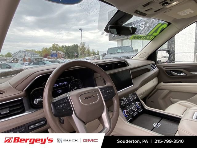 Certified 2021 GMC Yukon Denali w/ Denali Premium Package AWD/4WD image 12