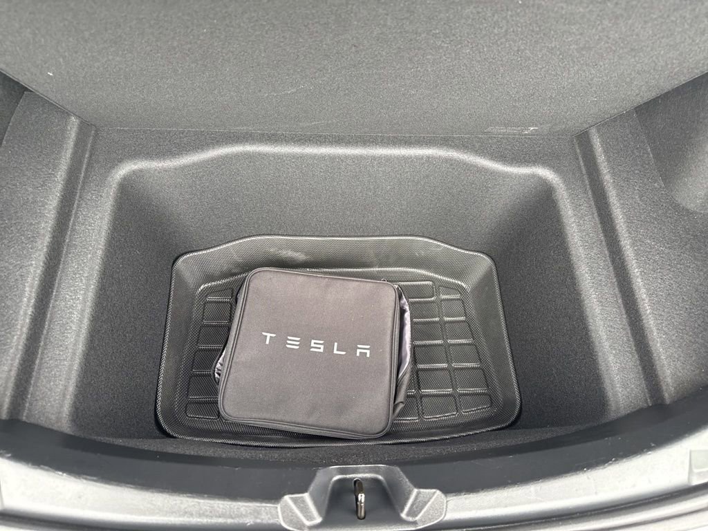Used 2023 Tesla Model 3 Standard Range image 8