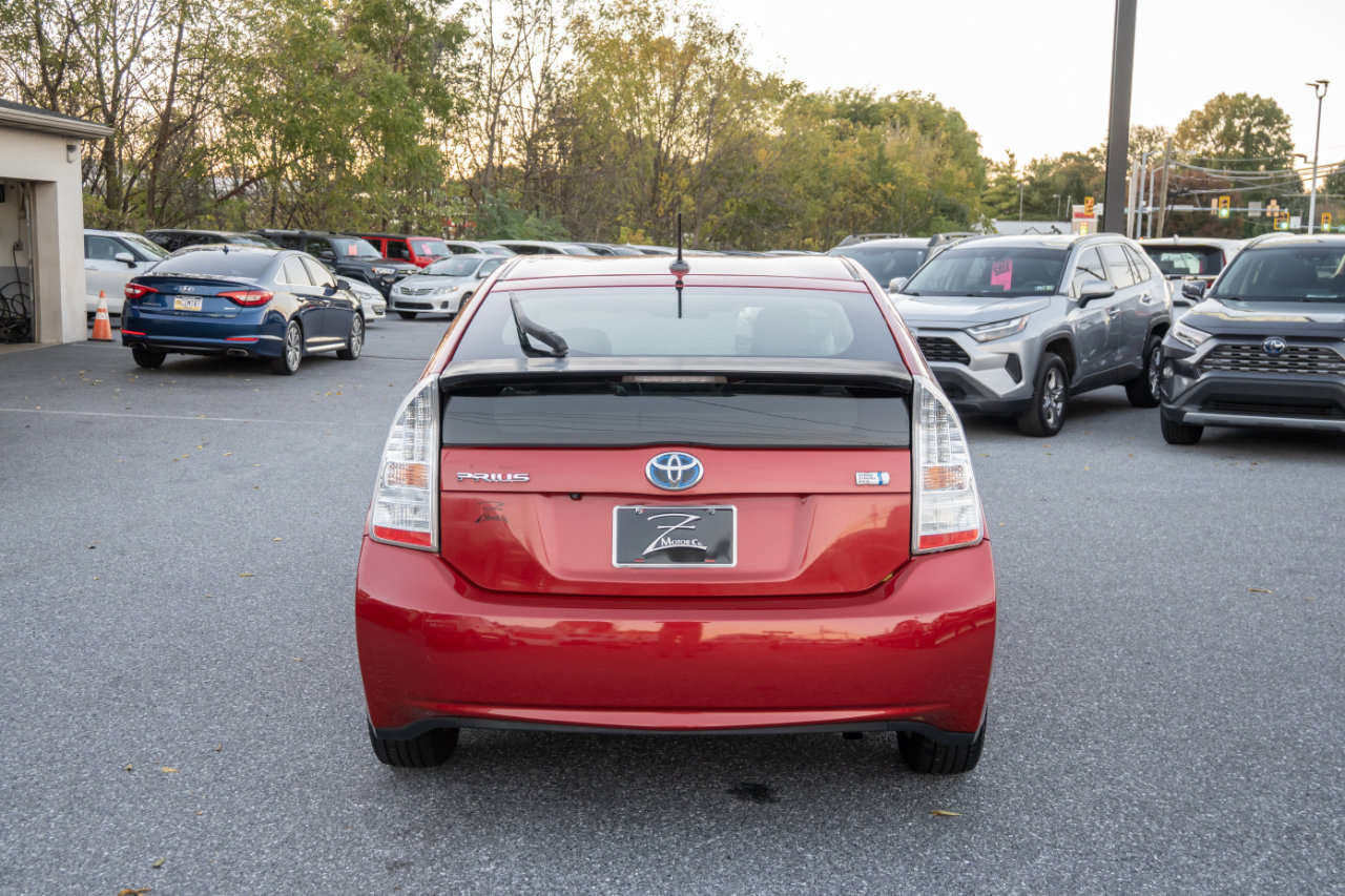 Used 2011 Toyota Prius Three image 9