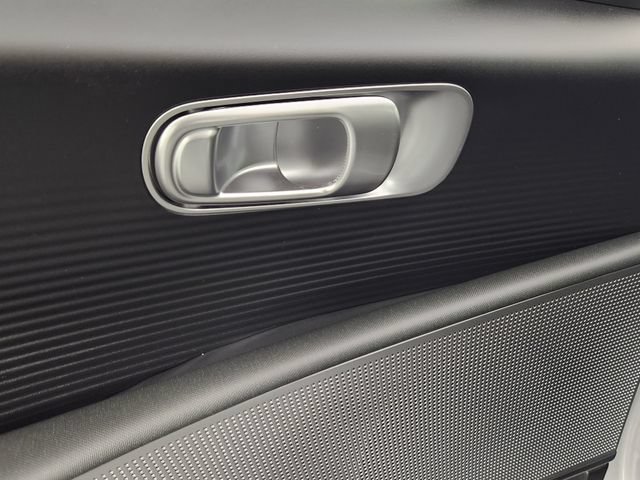 Certified 2024 Hyundai Ioniq 6 SE AWD/4WD image 10