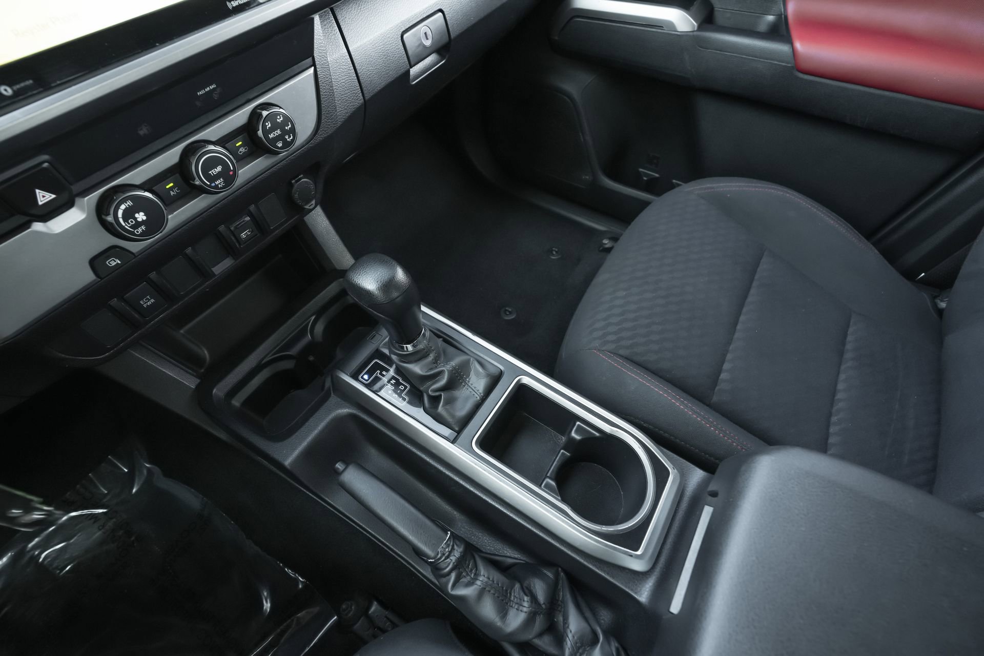 Used 2023 Toyota Tacoma SR5 image 11