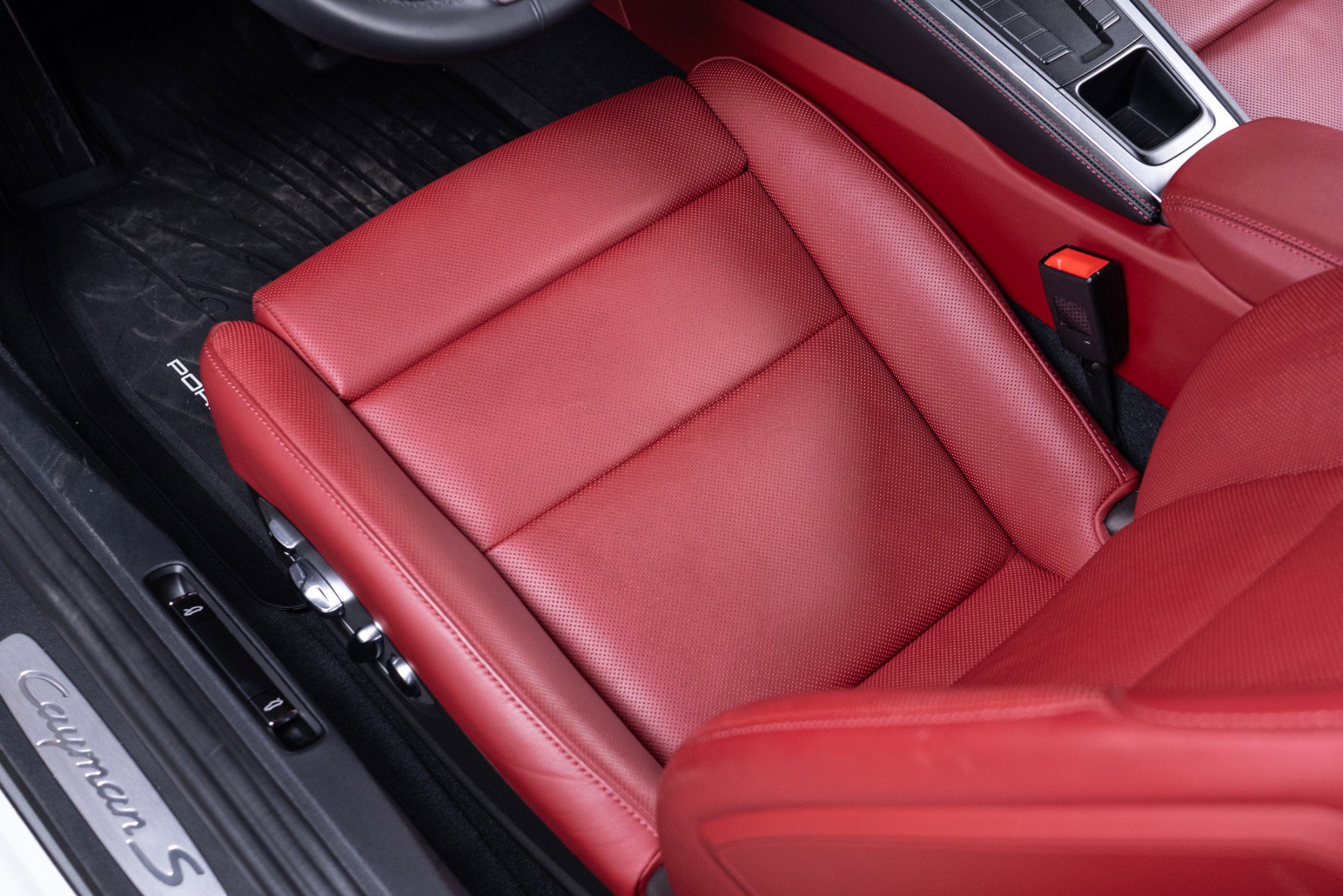 Used 2024 Porsche 718 Cayman S image 53