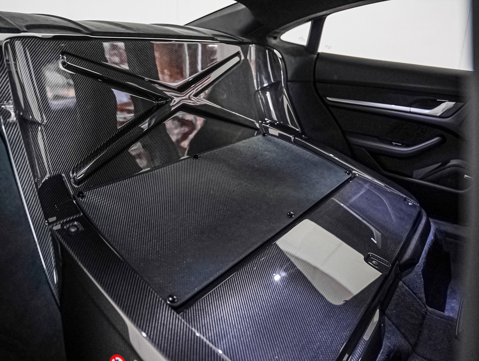 Used 2025 Porsche Taycan Turbo GT image 6