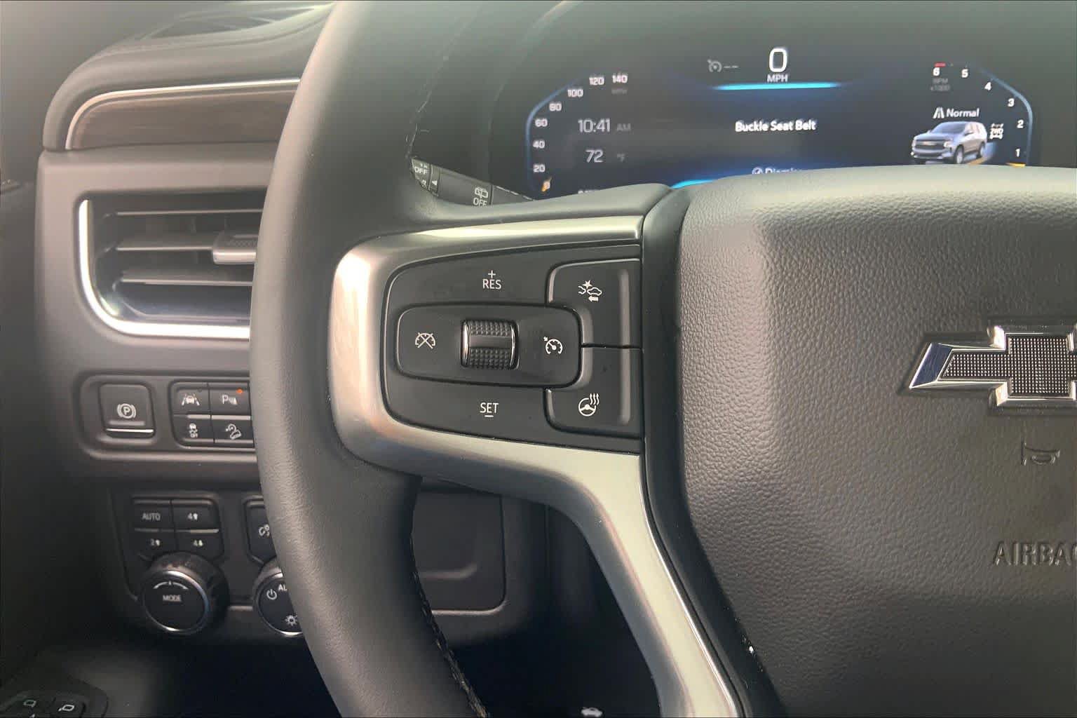 Used 2023 Chevrolet Tahoe Z71 w/ Luxury Package AWD/4WD image 24