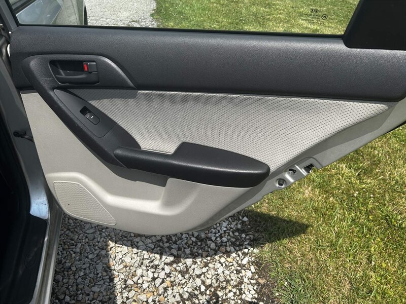 Used 2010 Kia Forte EX FWD image 31